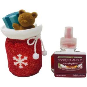 Yankee Candle Stocking Stuffer Scent Plug Diffuser w/ Light Holiday Zest Refill